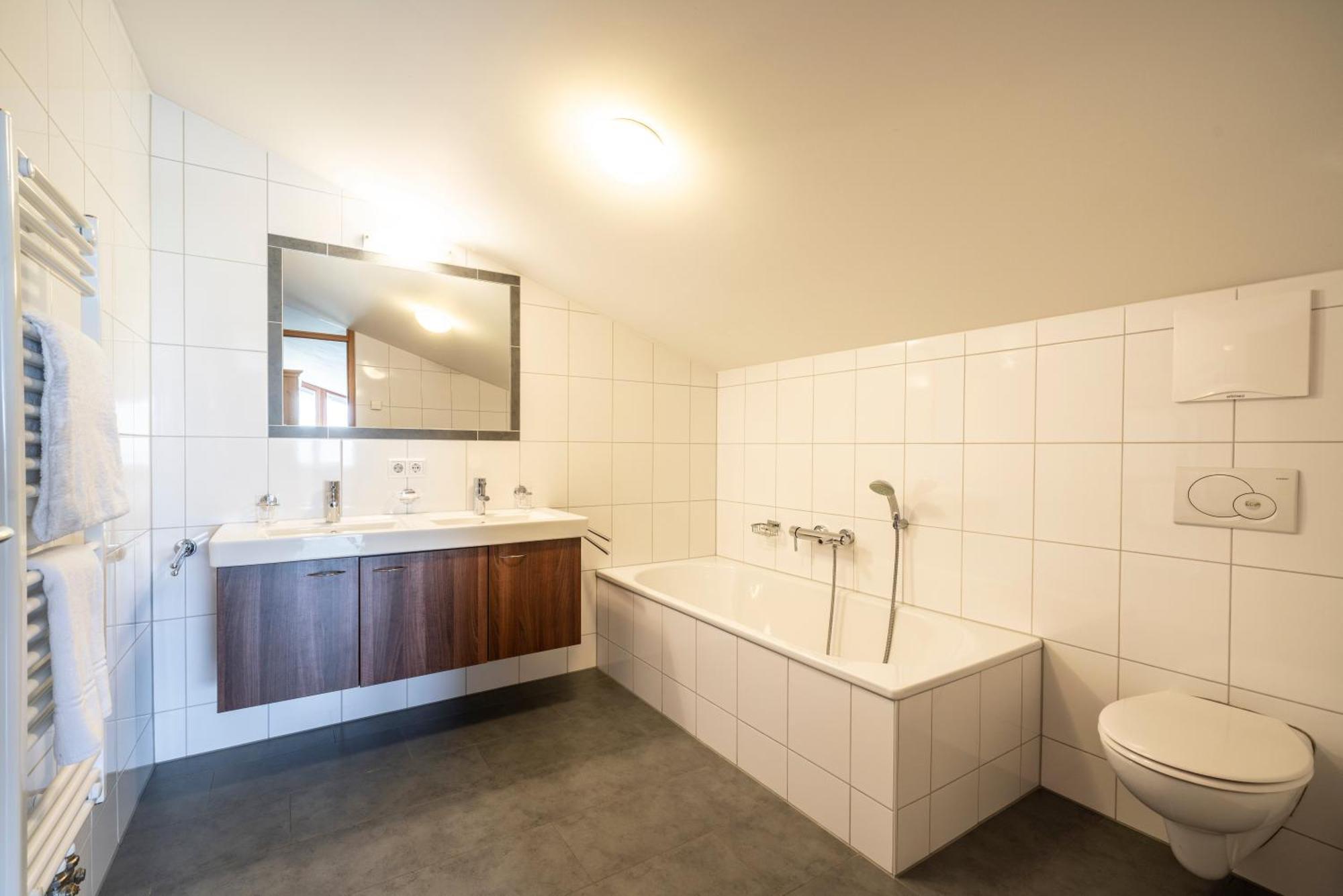 Landal Chalet Matin Bürserberg Eksteriør billede